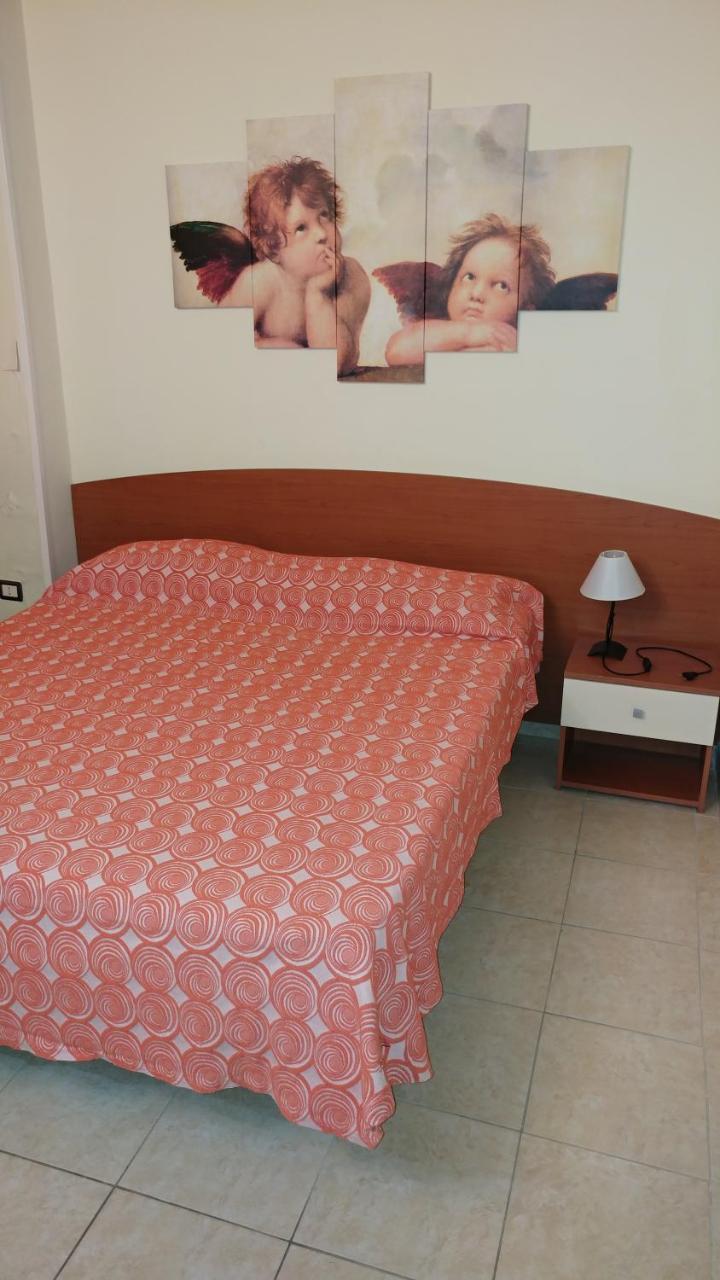 Residence Parco Del Sole 罗迪-加尔加尼科 外观 照片